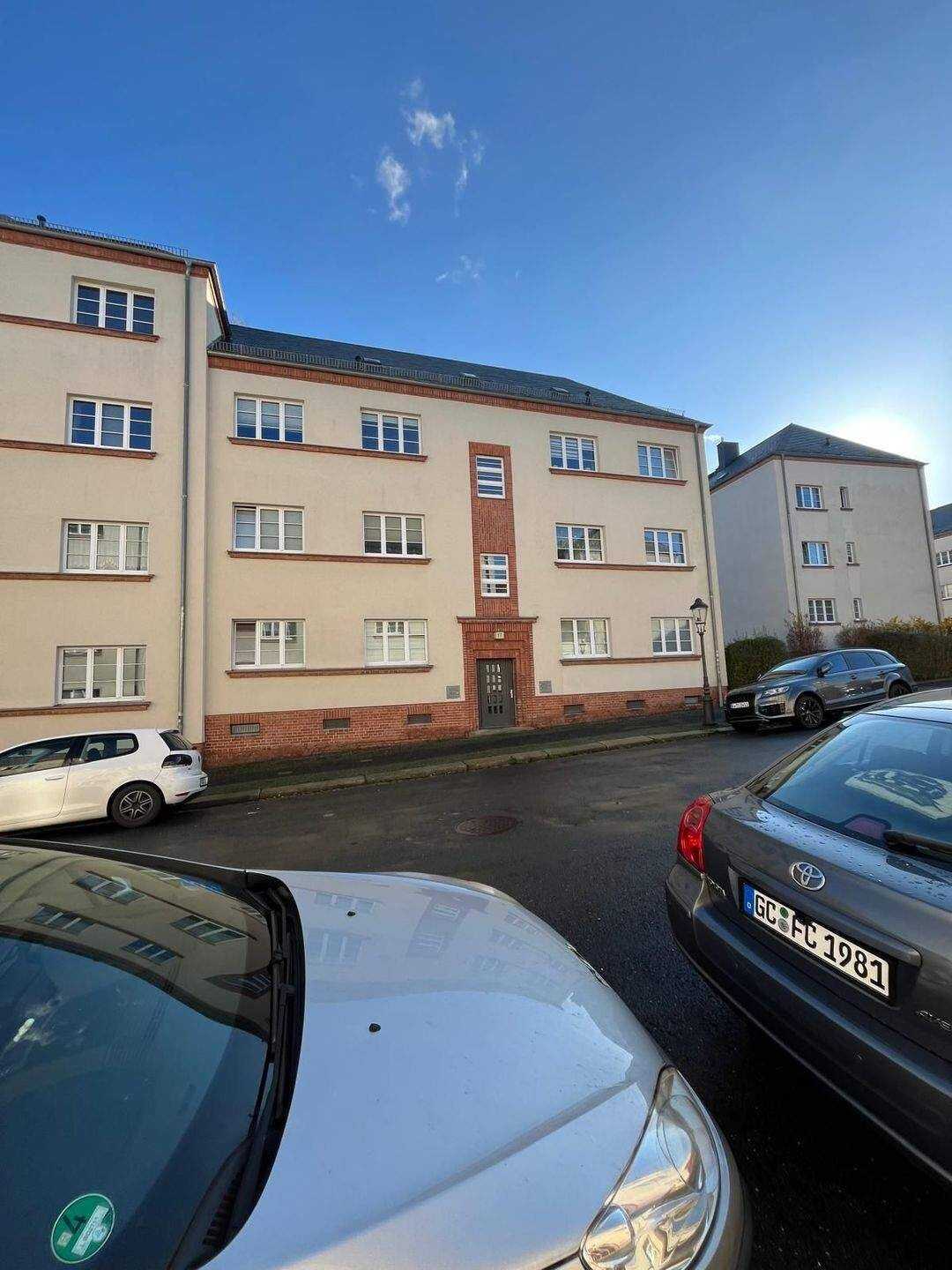 Charmante 2-Zimmer-Wohnung mit Balkon in Chemnitz, Bernsdorf