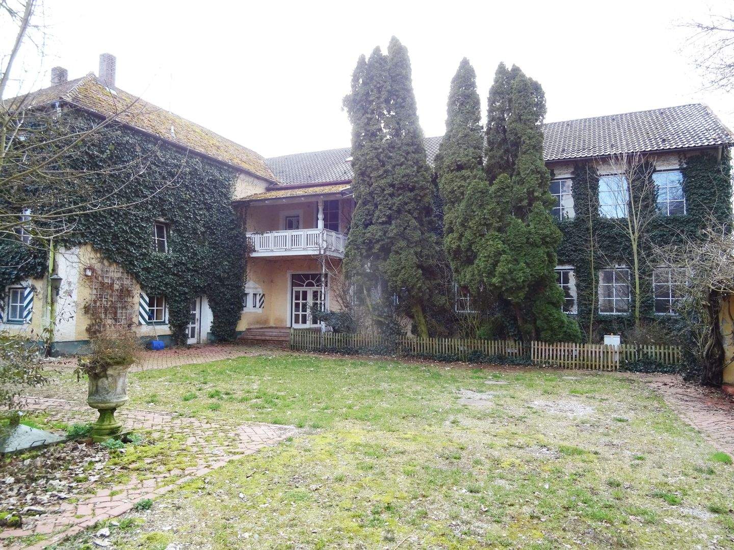„Mehrfamilienhaus auf weitläufigem Traumgrundstück – ein Projekt mit Perspektive“ – Kraiburg am Inn – Vorschaubild 3