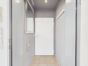 Gepflegtes Penthouse in attraktiver Wohnlage von Köln mit großzügiger Dachterrasse! – 50999 Köln – Vorschaubild 6