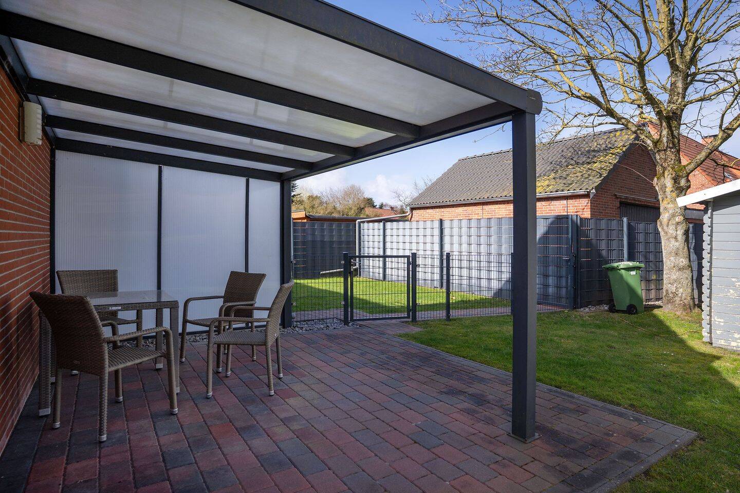 Modernisiertes Zweifamilienhaus mit ausgebauter Garage – Norden – Vorschaubild 5