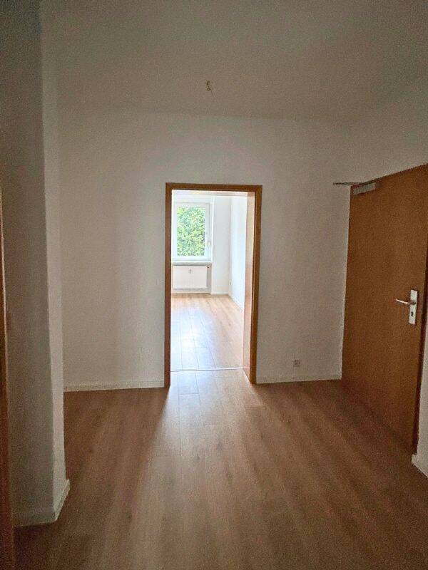 renovierte 4-Raum-Wohnung mit Balkon und Gäste-WC in Magdeburg Sudenburg – Magdeburg – Vorschaubild 4