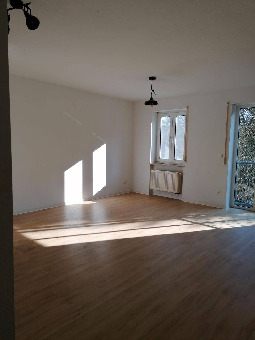 Schöne 2-Raum-Wohnung in zentrumsnaher Lage von Meiningen - naturnah am Schlosspark