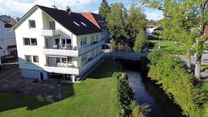 Sonnige 4-Zimmerwohnung mit Balkon und Stellplatz in Bad Wurzach! – 88410 Bad Wurzach – Vorschaubild 2