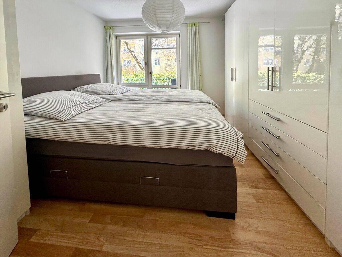 Zwischen Isar und Kolumbusplatz: Ruhige 3-Zimmer-Wohnung mit 3 Balkonen – München – Vorschaubild 7
