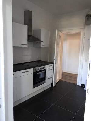 2-Zimmer-Altbau-Wohnung mit verglaster Loggia am Südfriedhof – 24114 Kiel – Vorschaubild 7