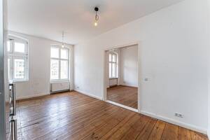 5-Zimmer, Altbau, 2 Balkone, 2 Bäder, direkt am Volkspark Hasenheide – 12049 Berlin – Vorschaubild 9