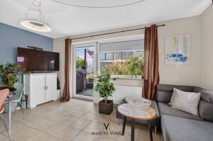 Besonderes Wohngefühl auf zwei Ebenen - Maisonette mit Terrasse und Balkon – 72649 Wolfschlugen – Vorschaubild 2