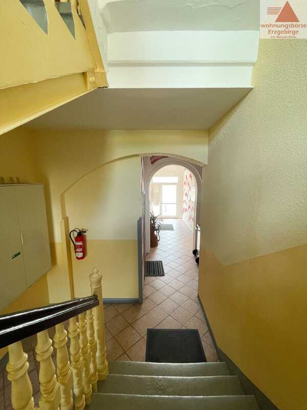 Haus in 08280 Aue-Bad Schlema mit 484,93 m² kaufen