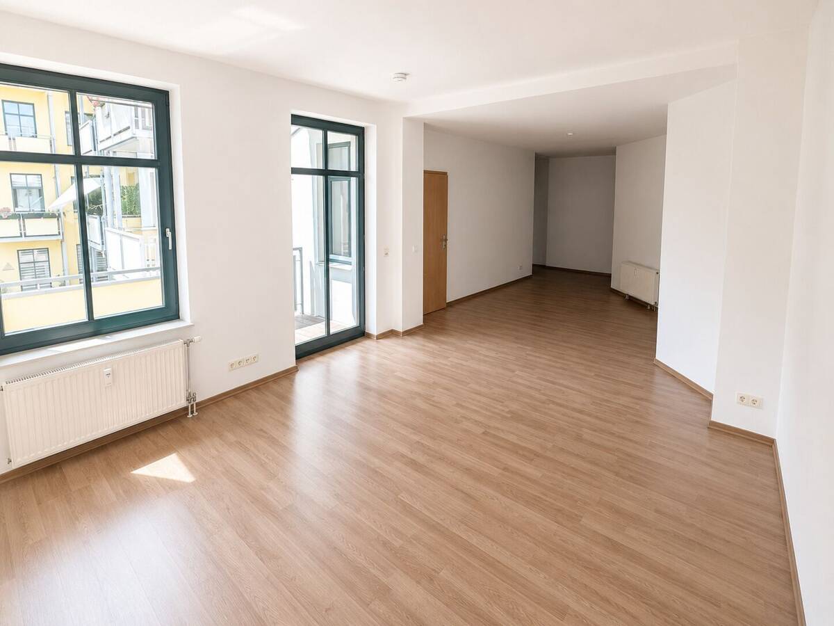 Helle 2-Zimmer Wohnung mit Balkon in ruhiger Lage in der Neue Str. zur Miete – 39104 Magdeburg – Bild 1 von 8