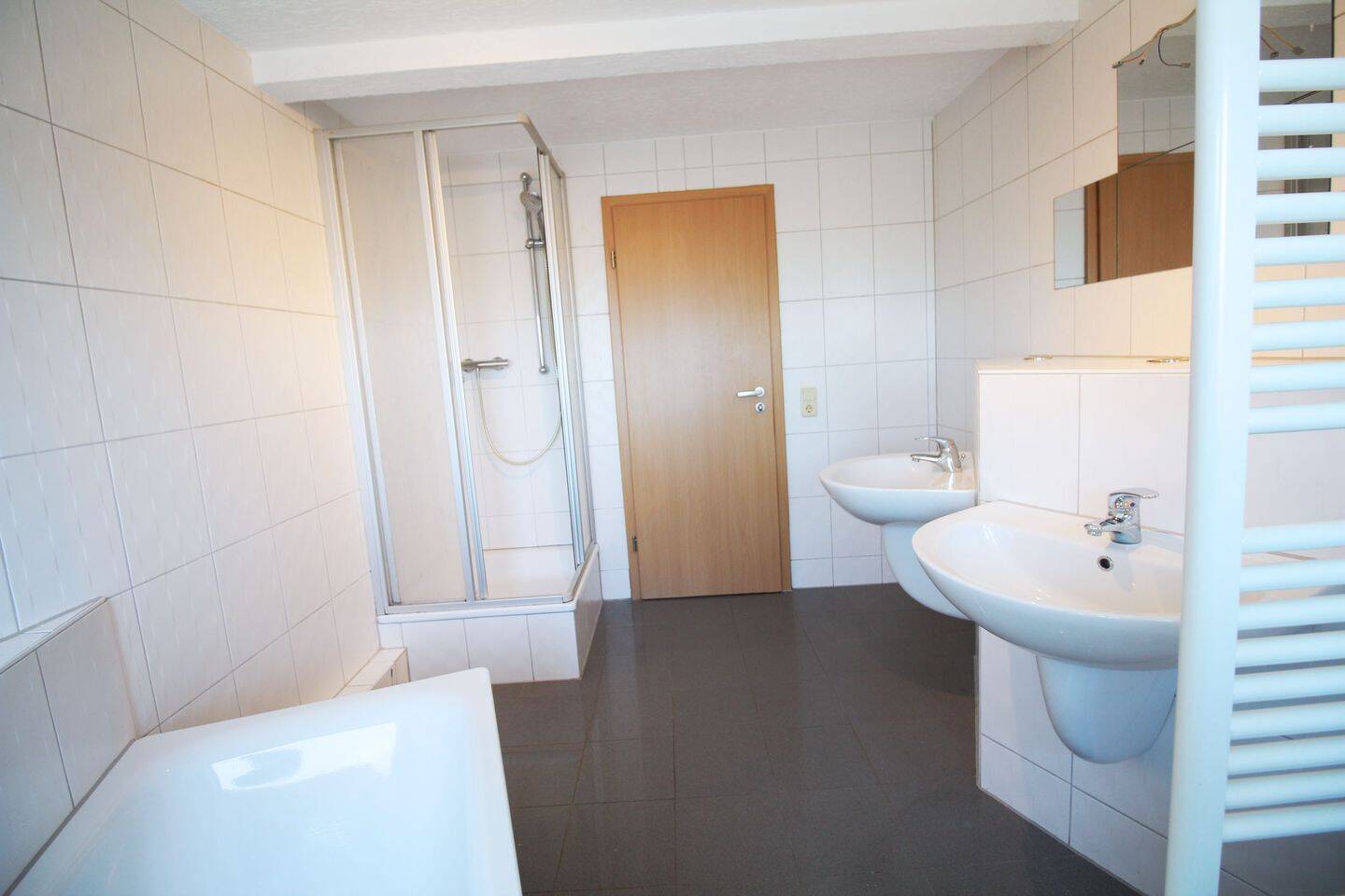 schöne 3-Raum-Wohnung mit Balkon in Mittelbach bei Chemnitz – Chemnitz – Vorschaubild 9