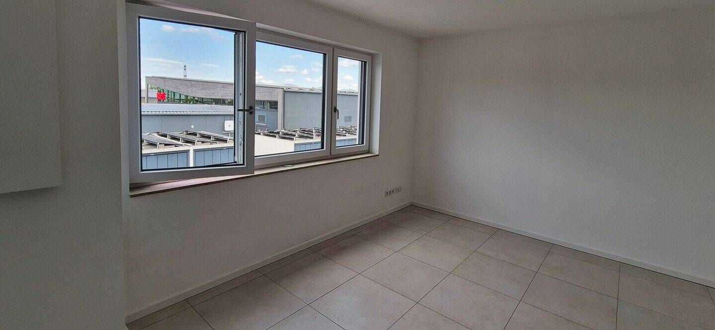 Reiheneckhaus mit Dachterrasse – Essenbach – Vorschaubild 8