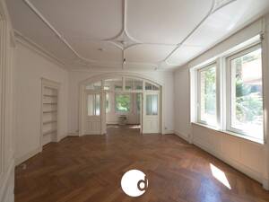230m² - Jugendstiletage mit sechs Zimmern und hohen Decken im Lehenviertel