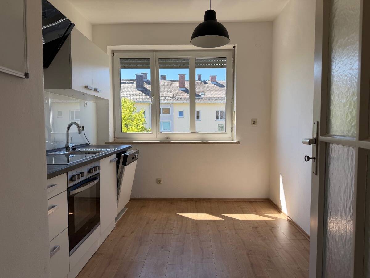 *** Reserviert *** Perfekte Einsteigerwohnung in Göggingen (Erbbaurecht) zu verkaufen