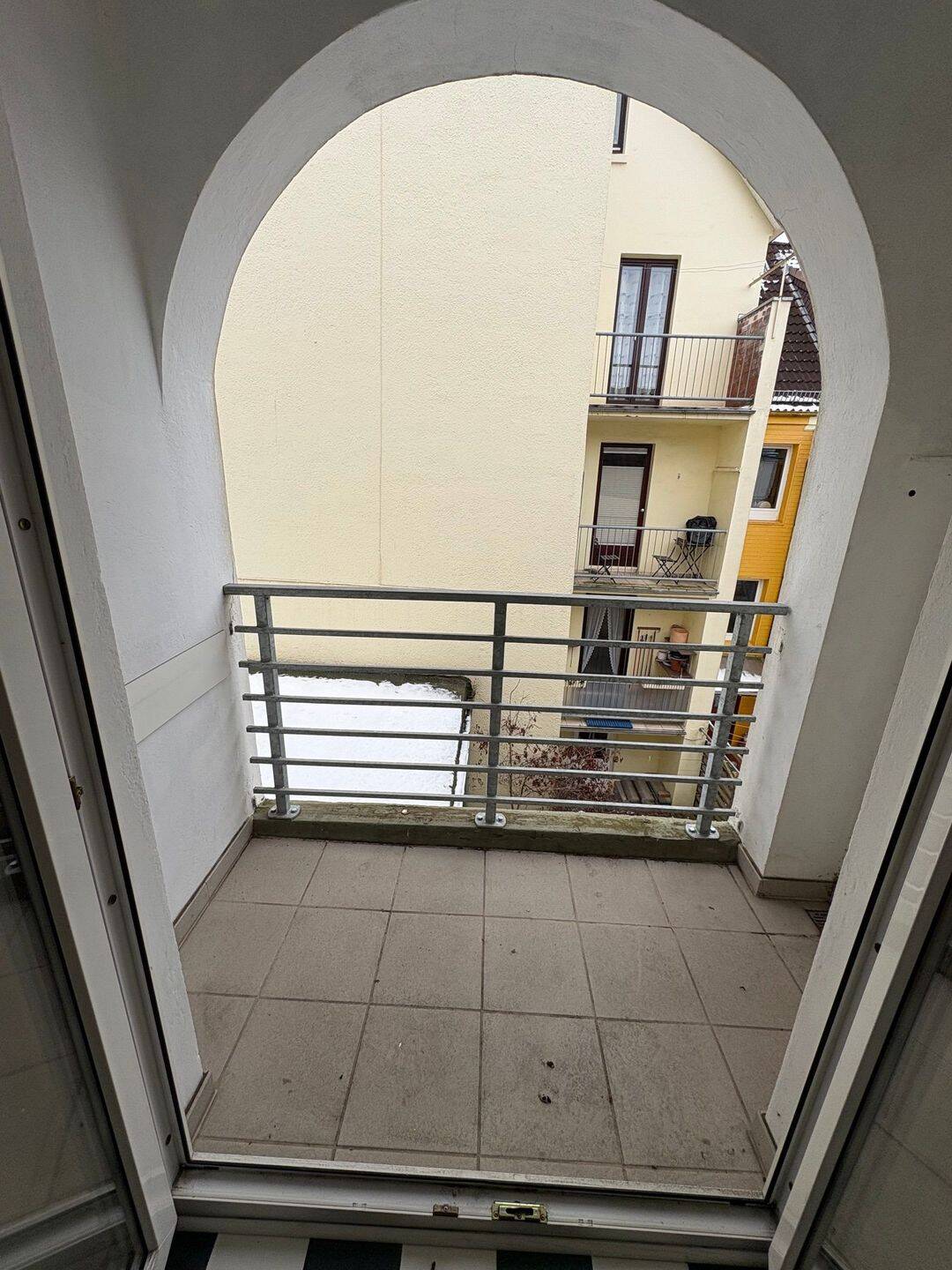 Großzügige Maisonette-Wohnung mit zwei Balkonen in Bremen-Findorff – Bremen – Vorschaubild 9