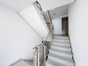 Helle 3-Zimmer-Wohnung mit ruhigem Südgarten im beliebten Sachsenhausen – 60594 Frankfurt am Main – Vorschaubild 8