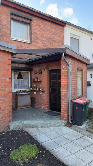 Charmantes Reihenmittelhaus mit viel Potenzial in Hamburg-Bramfeld