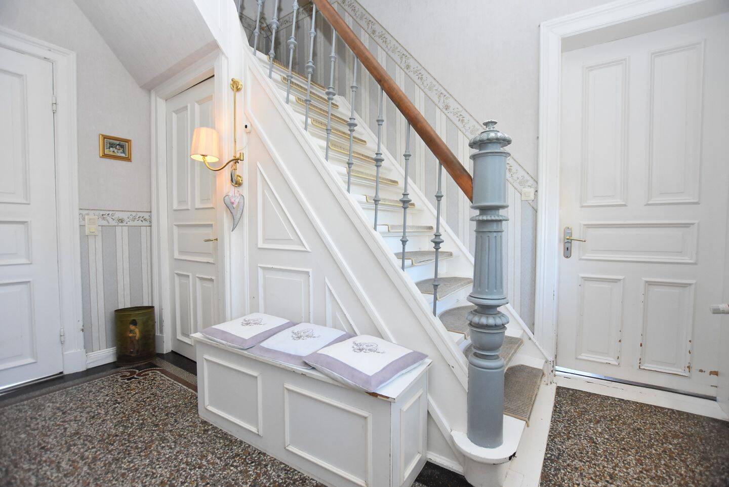 Historisches Einfamilienhaus in beliebter Lage auf großem Grundstück – Hamburg – Vorschaubild 4
