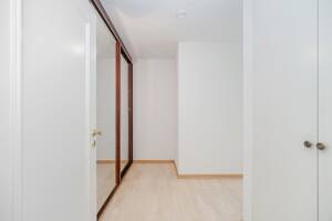 Exklusiv wohnen im Herzogpark: Gepflegte 5-Zimmer-Familienwohnung mit idealem Grundriss! – 81925 München – Vorschaubild 8