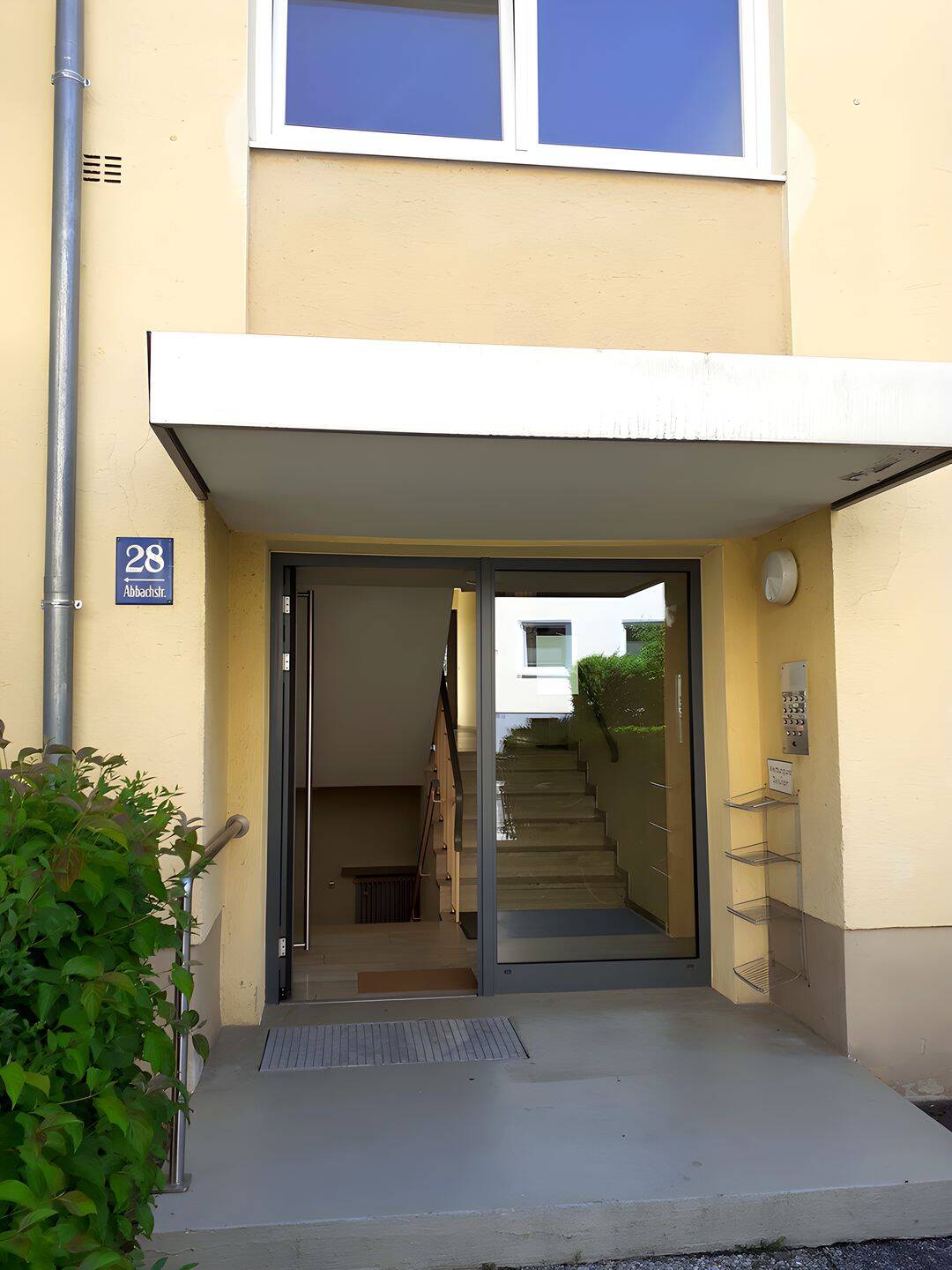 Helle 3-Zimmer-Wohnung mit 2 Balkone in München-Moosach – München – Vorschaubild 9