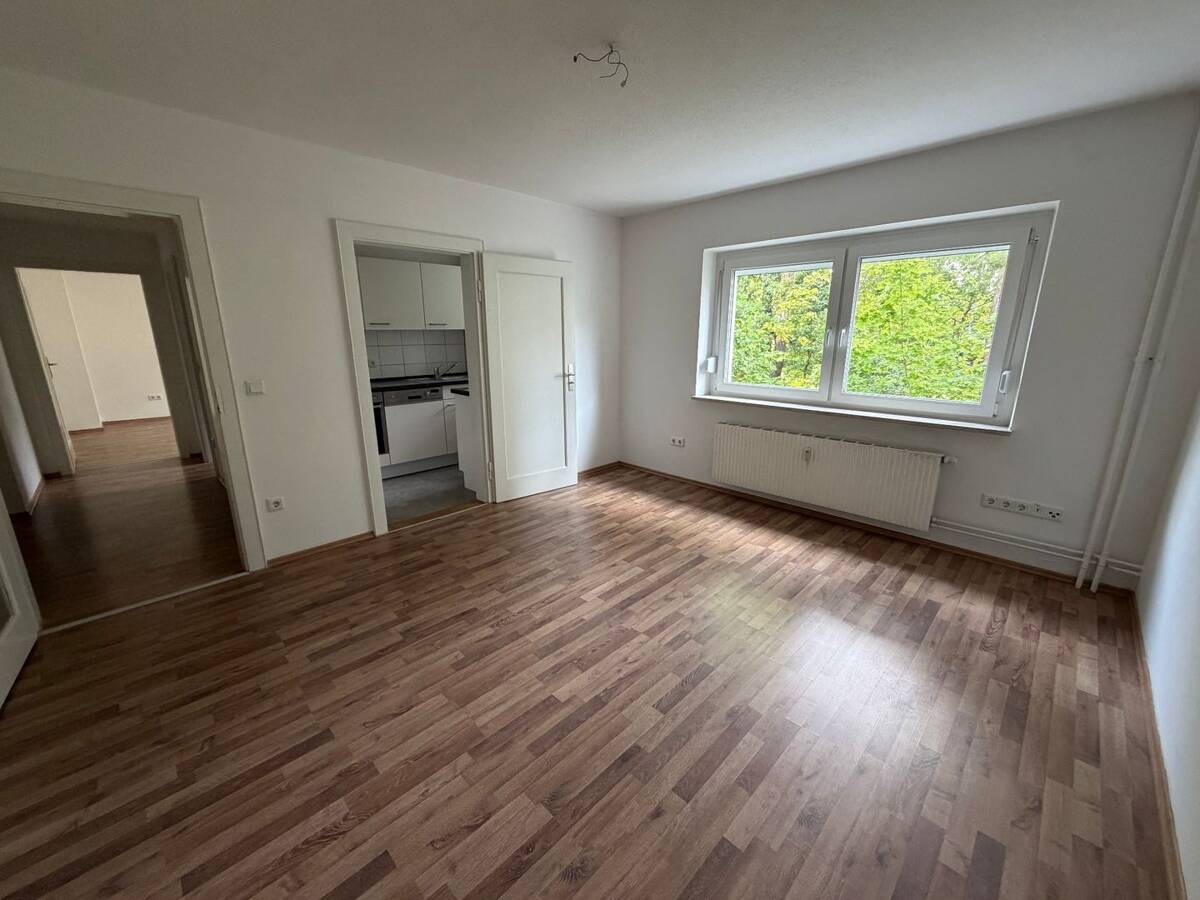 Kleines Raumwunder mit Einbauküche! – 91052 Erlangen – Bild 1 von 9
