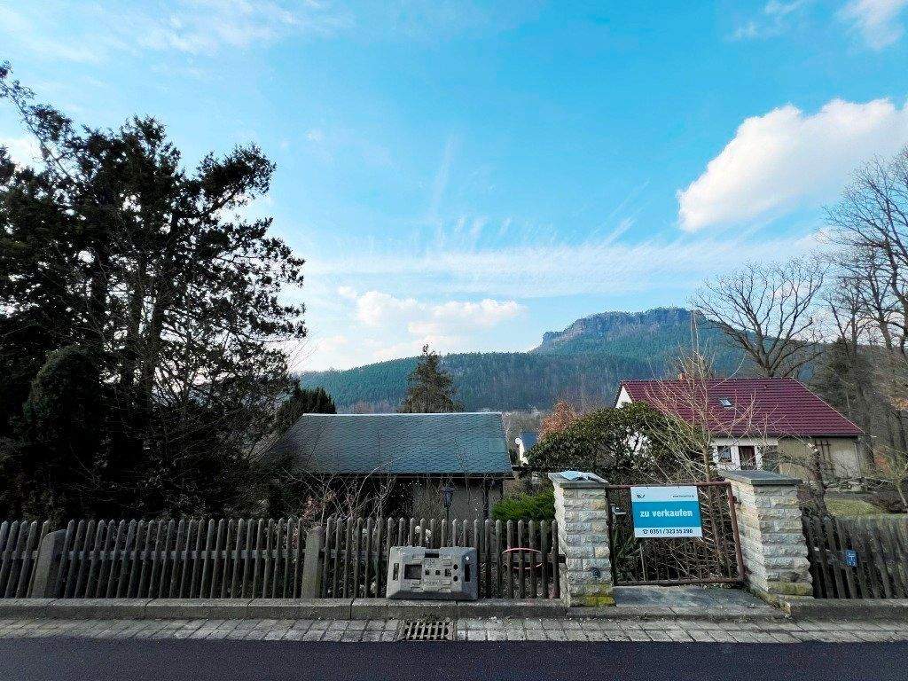 BAUGRUNDSTÜCK MIT WOCHENENDHAUS ZU VERKAUFEN