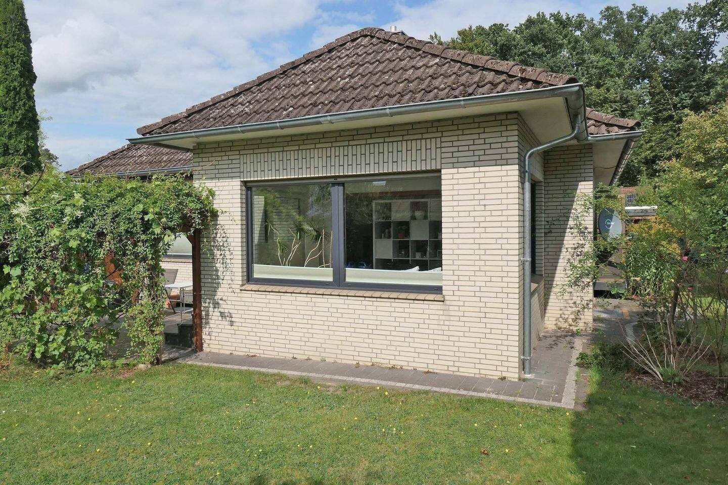 Hochwertiges Einfamilienhaus in bevorzugter Wohnlage in Stade-Campe – Stade – Vorschaubild 9