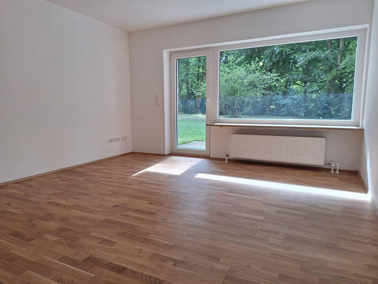 Hochwertig komplettsanierte 3-Zi. Erdgeschossterrassenwohnung in München, Fürstenried, am Waldrand – München – Vorschaubild 3