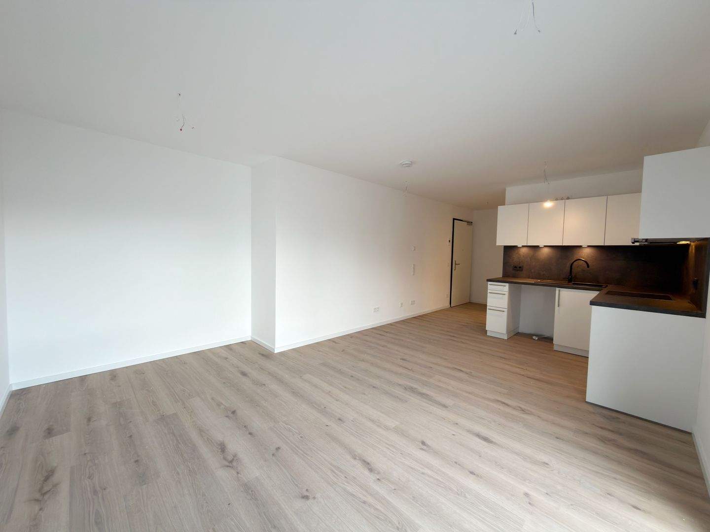 Exklusive 1-Zimmer-Neubauwohnung mit hochwertiger Ausstattung ~ Erstbezug ~ Tiefgarage ~ Aufzug ~ Sofortbezug – Nürnberg – Vorschaubild 5