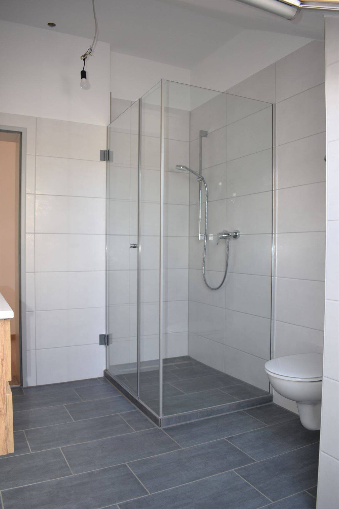 **2-Zimmer-Mansardenwohnung in Kirchheim** – Kirchheim bei München – Vorschaubild 7