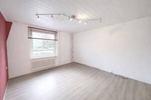 3-Zimmer-Erdgeschosswohnung mit Balkon und Gestaltungspotenzial in ruhiger Lage. – 38226 Salzgitter – Vorschaubild 4