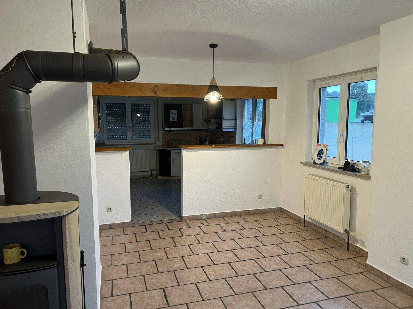 Schöne DHH am Ortsrand mit unverbautem Blick // 147qm Wohnfläche / 7 Zimmer / Einziehen & Wohlfühlen – Itzgrund – Vorschaubild 9