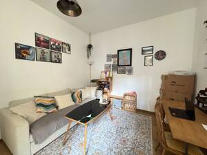 Charmante 2,5-Raumwohnung mit Einbauküche und Balkon – 39108 Magdeburg – Vorschaubild 2