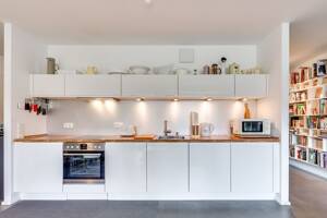 Aigner - Charmante 3-Zimmer-Erdgeschosswohnung mit sonniger Terrasse – 80687 München – Vorschaubild 5