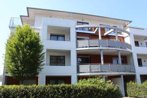 Neuwertige solide vermietete 3 Zimmer Wohnung in zentraler Lage von Bonn-Plittersdorf!