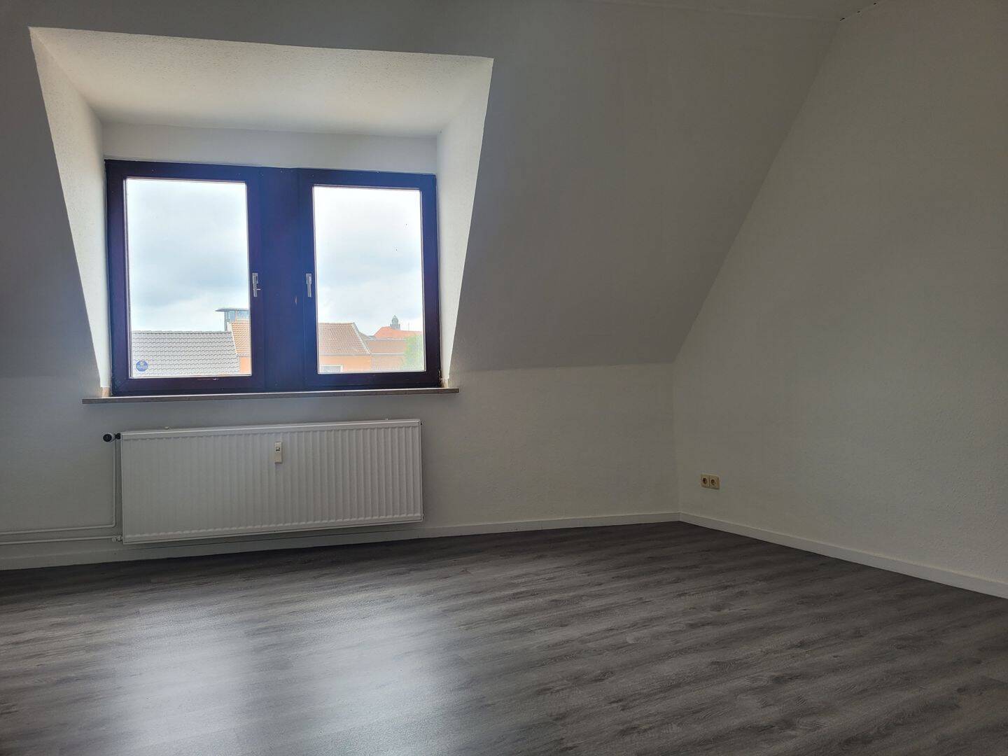 renovierte 2-Zimmer -Wohnung in Uninähe in ruhiger Lage – Flensburg – Vorschaubild 2
