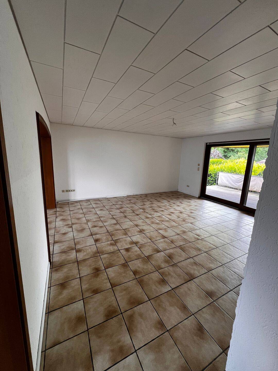 Großzügige Maisonette-Wohnung mit Terrasse und Garage in Dortmund-Hombruch – Dortmund – Vorschaubild 2