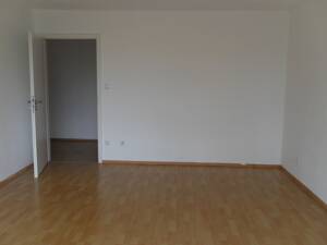 Freiwerdende sonnige 3 Zimmerwohnung mit 2 Balkone – 81379 München – Vorschaubild 8