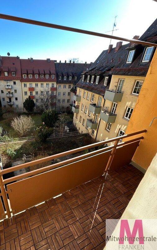 Moderne neu möblierte 2-Zimmer-Wohnung an der Burg – Nürnberg – Vorschaubild 7