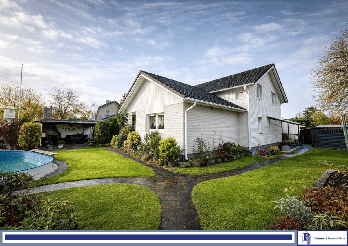 Attraktives Einfamilienhaus mit Pool und Einliegerwohnung in Mahlsdorf-Süd – 12623 Berlin – Bild 1 von 9