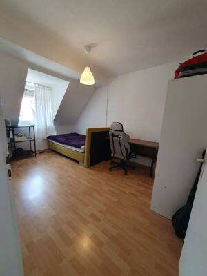 Möbliertes WG-Zimmer in Nürnberg-Maxfeld mit Katzen – 90409 Nürnberg – Vorschaubild 6