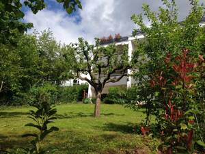 Großzügige 3,5-Zimmer-Wohnung mit zwei Balkonen in idyllischer, ruhiger Lage am Wartbergpark – 70191 Stuttgart – Vorschaubild 2