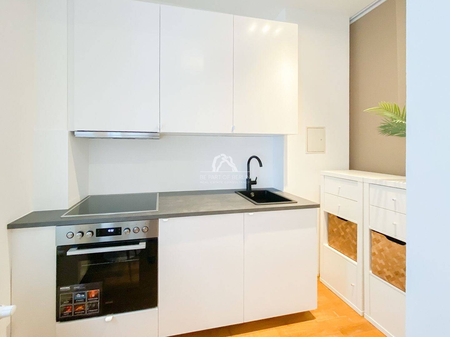 FERTIG MÖBLIERTES MICROAPARTMENT | IM SAMARITERKIEZ | RUHIGES ERDGESCHOSS | PROVISIONSFREI | – Berlin – Vorschaubild 4