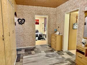 Vier-Zimmer-Eigentumswohnung mit Balkon und Aufzug in Bremen – 28755 Bremen – Vorschaubild 9