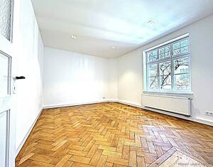Sanierte 3 Zimmer - Altbauwohnung in der MAXVORSTADT 2 Stock. Ruhige Nebenstrasse. Eigenbezug ! – 80335 München – Vorschaubild 3