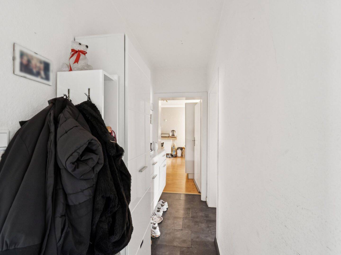 Charmante 2-Zimmer-Wohnung im 3. Obergeschoss mit Balkon in Düsseldorf Oberbilk – Düsseldorf – Vorschaubild 7