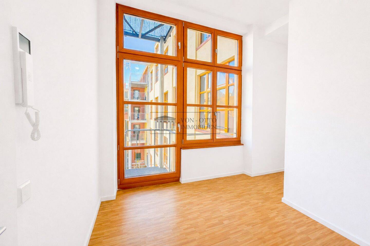 Licht, Höhe, Grün: Außergewöhnliches Loft im Herzen von Friedrichshain – Berlin – Vorschaubild 6