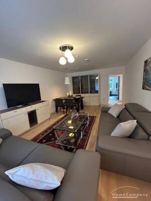 Modern möblierte 2-Zimmer-Wohnung mit Stellplatz in Neuhausen – 80634 München – Vorschaubild 2
