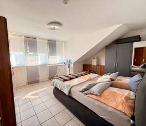 Homberg/Gemühtliches Domizil/ 2 Zimmer-Dachgeschoß in ruhiger Lage – 47198 Duisburg – Vorschaubild 9