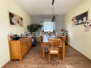 RESERVIERT!! Freistehendes Einfamilienhaus mit Wintergarten, Garage und gepflegten Außenanlagen – 99099 Erfurt – Vorschaubild 6
