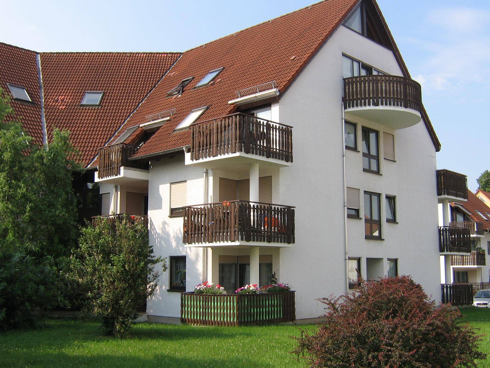 Über den Dächern - vermietete, charmante 1-Raum-Dachgeschosswohnung mit Balkon & Fernblick!
